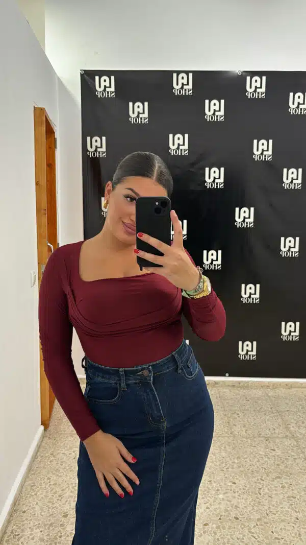 BODY CLAUDIA