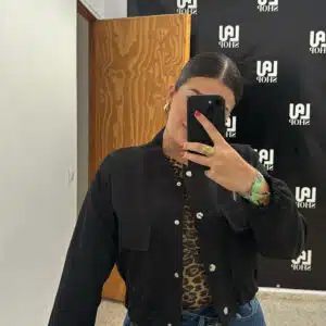 BOMBER NOEMI